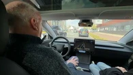 "C'est magique" : les Néerlandais, premiers Européens à pouvoir conduire sans toucher le volant