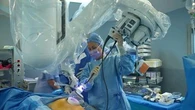 "Moins il y a de cicatrices, moins les patients vont mal" : un robot pour neutraliser les tumeurs cancéreuses