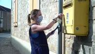 "Je mets un masque par précaution" : les incendies à Fontainebleau génèrent des concentrations de particules fines "très élevées"