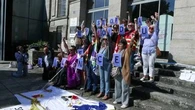 "Il y a quand même 299 victimes" : le cri de colère des victimes de Joël Le Scouarnec face à la loi du silence