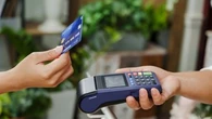 Un commerçant a-t-il le droit de refuser le paiement en trois fois sans frais ? Le 13H à vos côtés