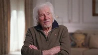 "Je ne m'autorise pas à être malheureux" : Hugues Aufray, 95 ans, se confie dans "Sept à Huit"