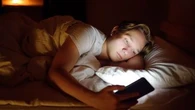 Comment TikTok fait en sorte que les utilisateurs continuent de scroller ?