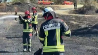 Incendies dans l'Aude et les Pyrénées-Orientales : des pompiers roumains en renfort dans la lutte contre les flammes