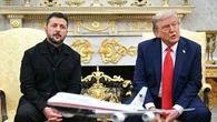 "Sa stratégie le rend faible" : Donald Trump a-t-il vraiment tiré son épingle du jeu sur l'Ukraine ?