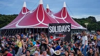 Canicule historique : le festival Solidays annulé à quelques heures de l’ouverture, la Marche des fiertés reportée