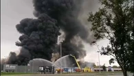 "Un vrai brasier" : les images de l'énorme incendie d'une usine à Villefranche-sur-Saône