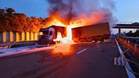 Drôme : un camion prend feu sur l'autoroute, l'A7 coupée dans les deux sens