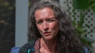 "Il m'a dit qu'il allait faire une scène d'amour avec moi pour le casting" : le témoignage d'une victime du criminel sexuel Jeffrey Epstein sur LCI
