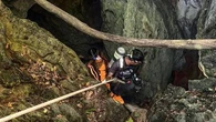Laos : cinq des sept personnes coincées dans une grotte depuis une semaine toujours en vie