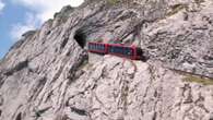 VIDÉO - Le grand frisson dans les Alpes : ce train à crémaillère est le plus pentu du monde