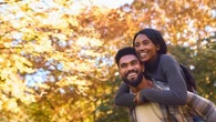 Vous ressentez très fort l'envie d'être en couple cet hiver ? C'est peut-être à cause de ce phénomène