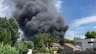 "D'un coup, j'ai vu de la fumée noire" : les vacanciers évacués du Cap d’Agde racontent