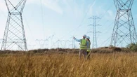 Bientôt la fin des lignes à haute tension ? Ces solutions pour transporter l’électricité sans défigurer le paysage
