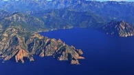"On va juste faire un petit contrôle" : la réserve de Scandola, le paradis que la Corse voudrait protéger du surtourisme