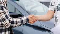 Comment s'assurer qu'il n'y a pas de vices cachés quand on achète à un particulier une voiture d'occasion ? Le 13H à vos côtés
