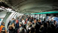 "Sueurs froides", "angoisse", "colère"... les transports en commun pèsent lourd sur la santé mentale