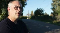"C'est vraiment hallucinant d'en arriver là" : il raconte son agression par un automobiliste devant sa maison