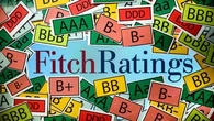 "Tous les voyants sont au rouge" : pourquoi l'annonce de l'agence de notation Fitch fait-elle trembler l'État français ?