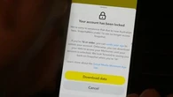 "Pourquoi ne pas les interdire aussi aux adultes ?" : 6 mois plus tard, le blocage des réseaux sociaux pour les ados applaudi en Australie