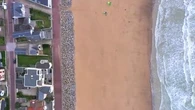 "Est-ce que c'est la solution ?" : comment le littoral normand s'adapte, tant bien que mal, aux ravages de l'érosion