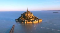 14-Juillet : les images de l'intervention du GIGN lors d'une prise d'otage fictive au Mont-Saint-Michel