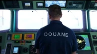 REPORTAGE - Routes de la cocaïne : comment intercepter la drogue avant son arrivée dans les ports français ?