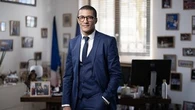Cinq choses à savoir sur Karim Bouamrane, le maire PS de Saint-Ouen candidat à l'élection présidentielle