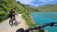 "On peut s'arrêter où on veut, quand on veut. C'est la liberté" : avec 26.000 kilomètres de véloroutes, le cyclotourisme en plein essor en France