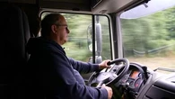 "J'ai perdu de l'argent" : 3 jeunes retraités racontent les joies et les désillusions de leur nouvelle vie