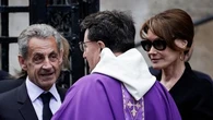 EN IMAGES - Nicolas Sarkozy, François Hollande, Muriel Robin… Politiques et peoples réunis aux obsèques de Bernadette Chirac
