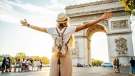 "La nouvelle génération a fait beaucoup d'efforts " : sommes-nous en train de nous débarrasser de notre mauvaise réputation aux yeux des touristes ?
