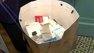 1,7 milliard d'euros de médicaments jetés chaque année : faut-il autoriser la vente à l'unité ?