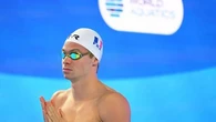 Mondiaux de natation : impérial en finale du 200m 4 nages, Léon Marchand s'offre un nouveau titre