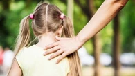 Violences contre les enfants : comment signaler un cas de maltraitance ?