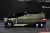 レクサスの新型「6輪ミニバン」の全貌が明らかに!「LS」はラグジュアリーセダンから「ラグジュアリースペース」へ…ジャパンモビリティショー2025