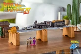 『バック・トゥ・ザ・フューチャー PART3』蒸気機関車131号＆タイムマシンがプラレールで登場