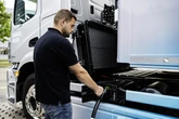 メルセデスベンツが電動トラックへの移行を支援、「TruckCharge」サービス開始