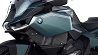 「変形ロボじゃん」可変カウル装備の新型BMW『R 1300 RT』にファン驚愕