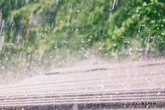 愛車が「雹害」のダメージ!! 対策と修理方法を知る…ショップ選びは慎重に