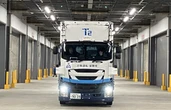 三菱地所とT2、レベル4自動運転トラックの建物内走行実証を開始…国内初