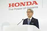 ホンダ三部社長「脱エンジン」宣言を“封印”、EV戦略修正でHEVをけん引役に［新聞ウォッチ］