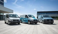 メルセデスベンツ『Vクラス』、商用版『Vito』が30周年…最新EVは航続480km