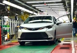 トヨタの米インディアナ工場、ハイブリッド車生産100万台…ミニバン『シエナ』がラインオフ