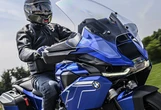 【BMW R1300RT 試乗】200km/hクルーズの快適さは、もはや飛行機レベル…佐川健太郎