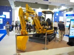 江戸の作業船から無人ダンプまで、国産建機の技術史を解き明かす