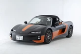 『トミーカイラZZ-EV』、1台限りの改良新型が登場…フロントフェイス刷新
