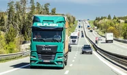 BMWの工場間輸送にMANの電気トラック、年間3000トンのCO2削減へ