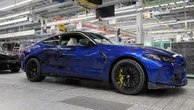 バレンティーノ・ロッシ仕様のBMW『M4 CS』が生産開始、世界限定92台