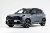 キアの世界最量販車『スポーテージ』に改良新型、英国はハイブリッド含む3つのパワートレイン